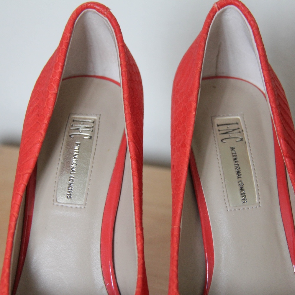 INC Pumps - Picture 6 of 10